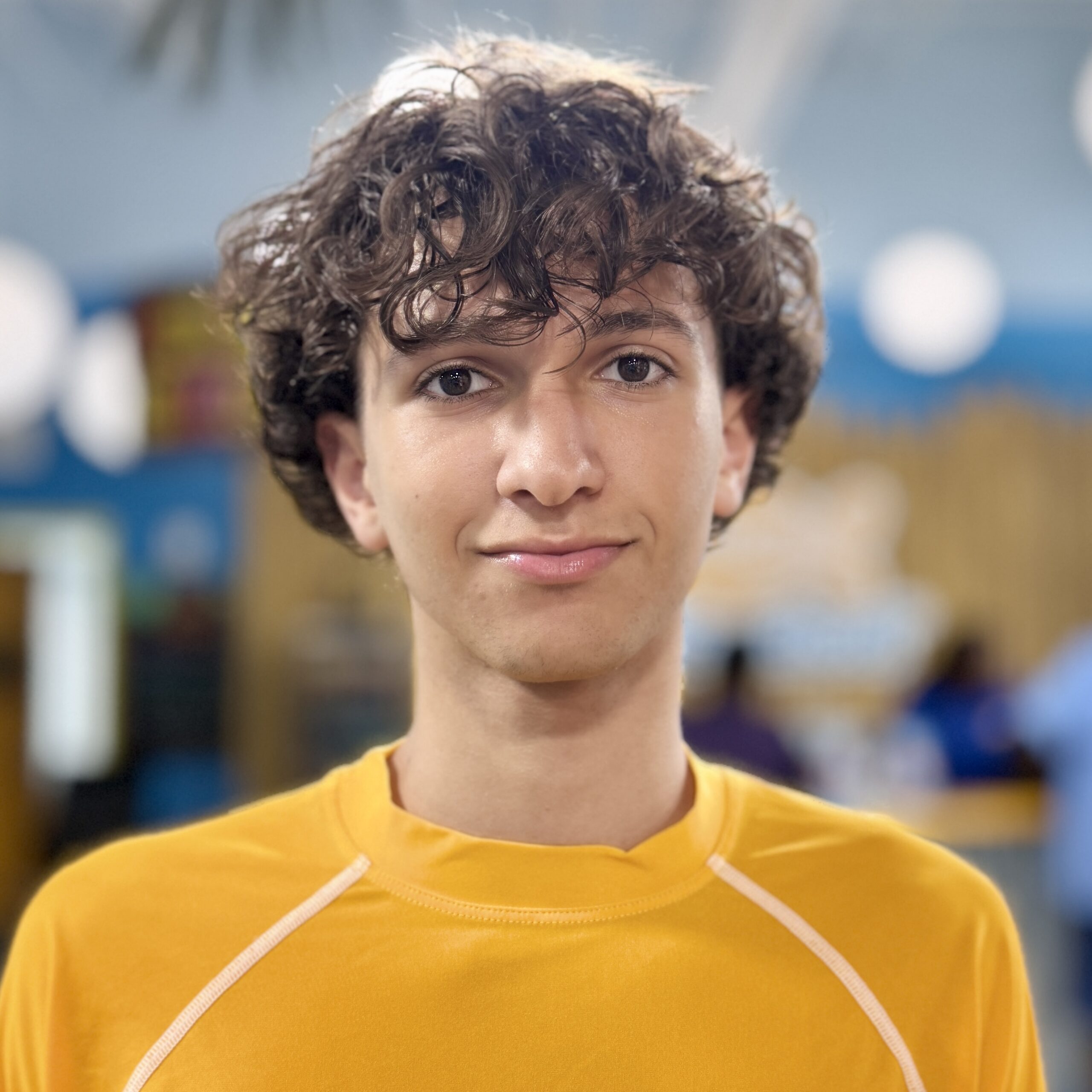 Mo